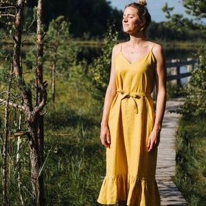 Mantaikotai Victoria Dress in Burgundy